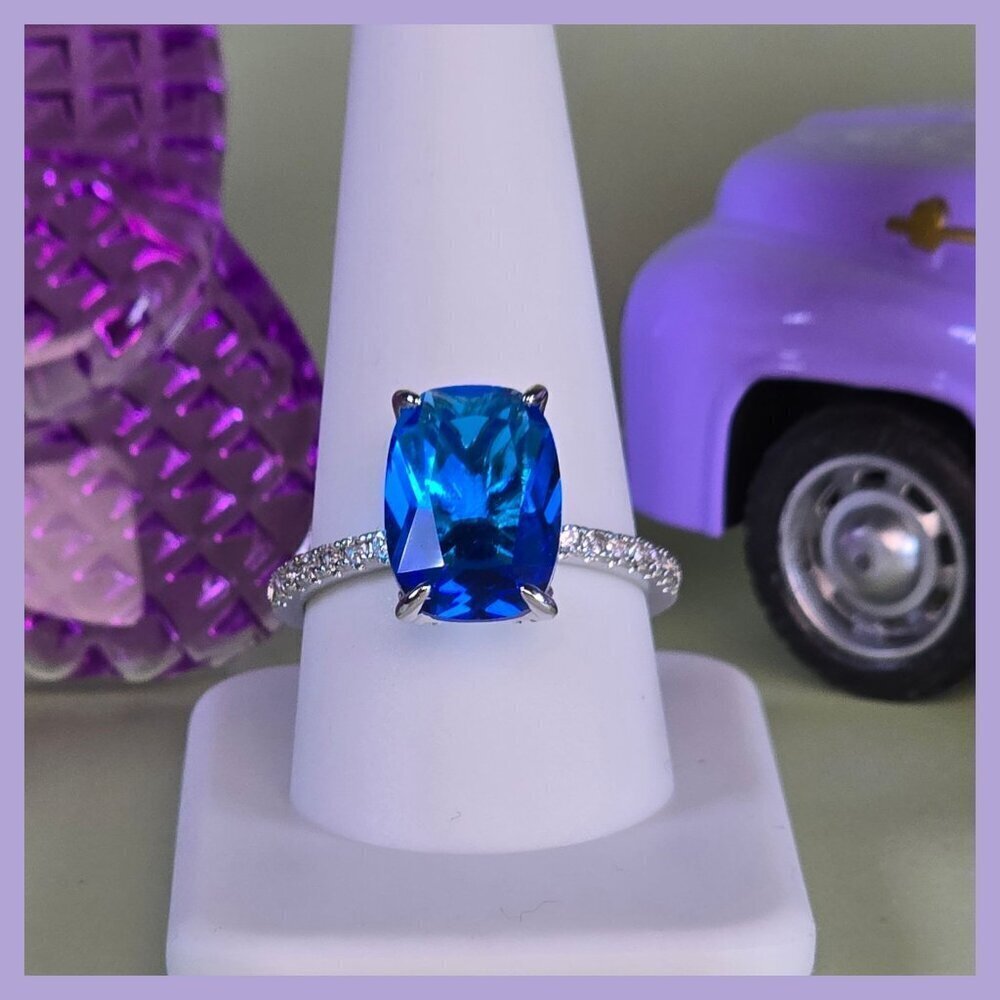 Blue Gemstone Silver-Plated Ring Size 10 (NWOT)